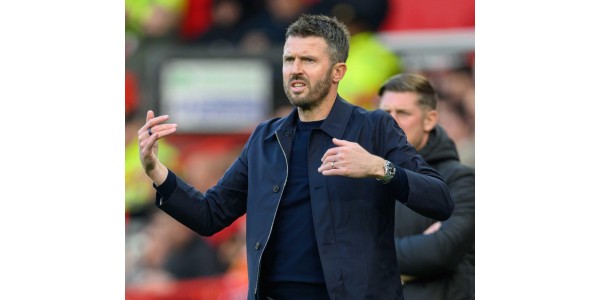 Manchester Unitedin kannattajien toiveet siitä, että Michael Carrick kääntäisi kurssin ja toisi mestaruuden